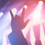 love-hand-concert-live-indoors[1]